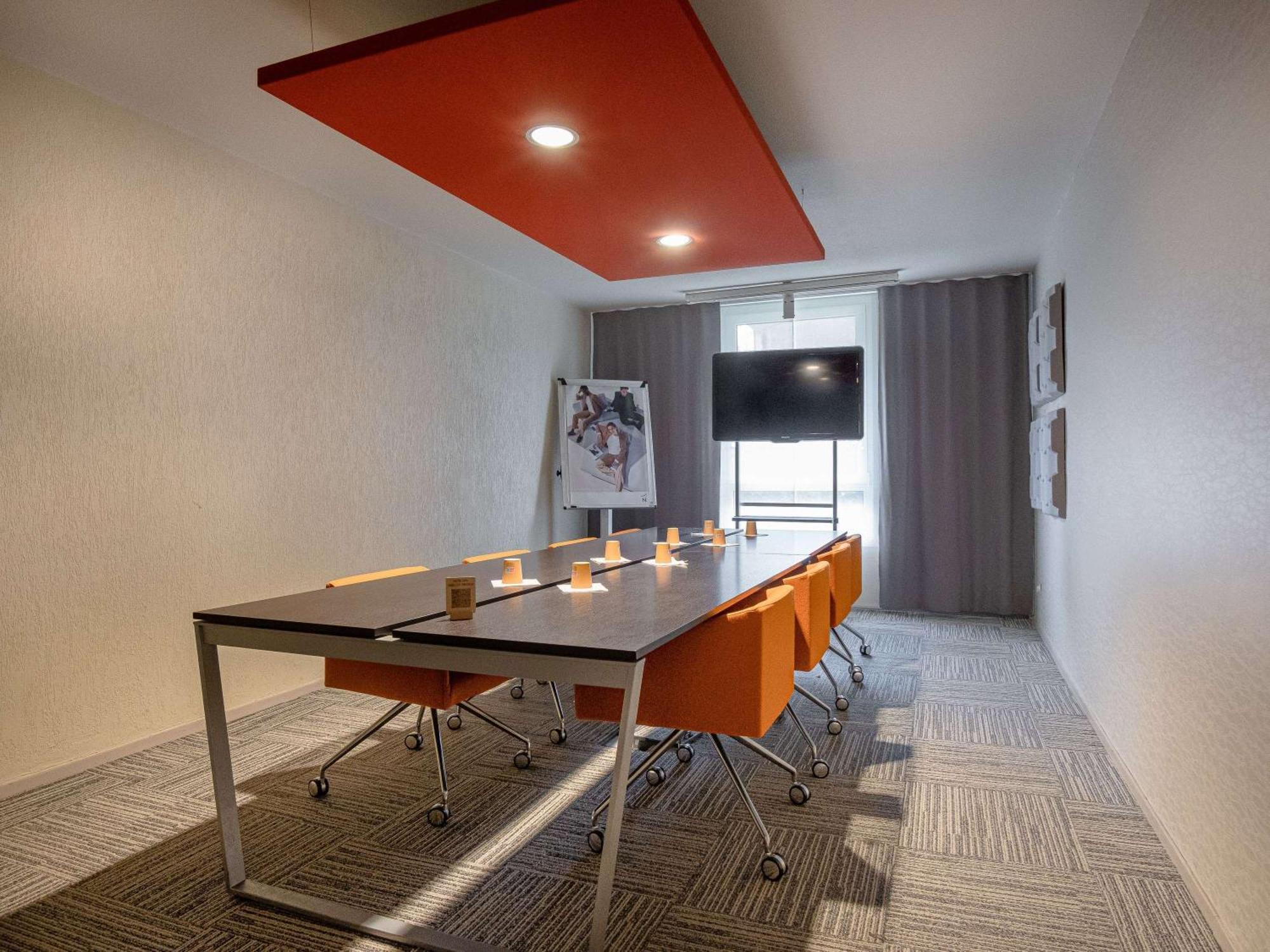 Novotel Sud A9/a61 Hotel 4*